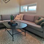 Modern House In Chain With Lovely Views! Feriehus *