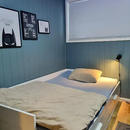 Modern House In Chain With Lovely Views! *