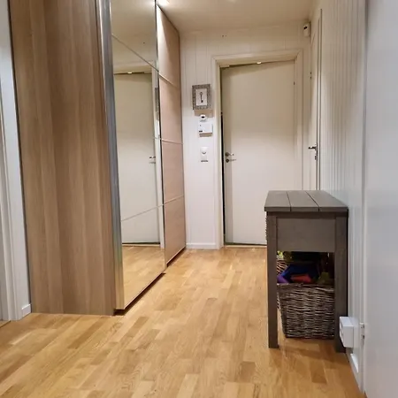 Modern House In Chain With Lovely Views! Semesterbostad