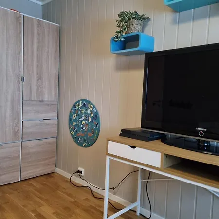 Modern House In Chain With Lovely Views! *