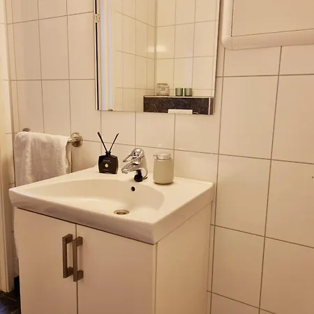 Modern House In Chain With Lovely Views! Semesterbostad