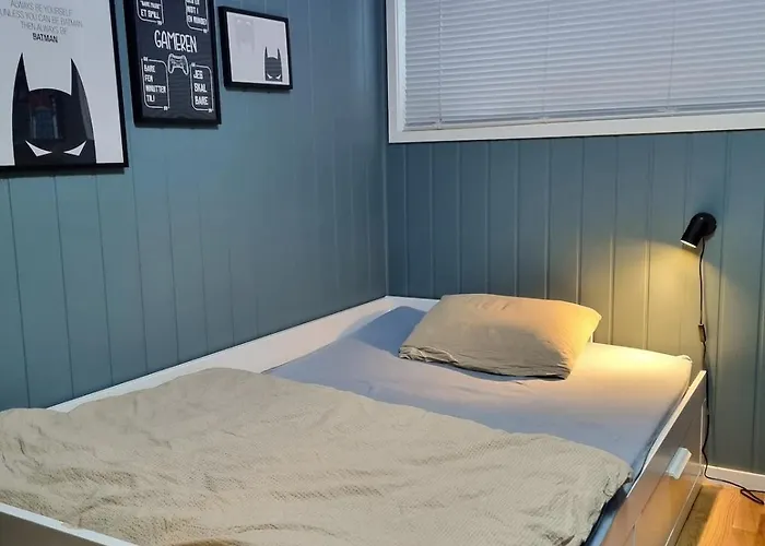 Modern House In Chain With Lovely Views! *