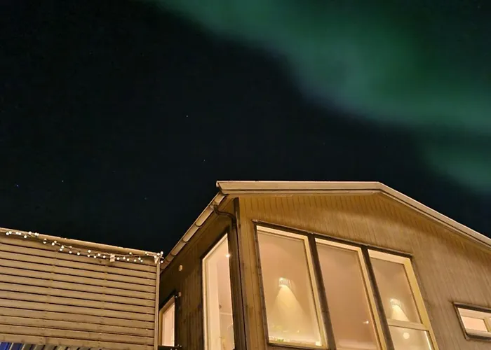 Modern House In Chain With Lovely Views!