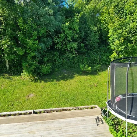 Modern House In Chain With Lovely Views!